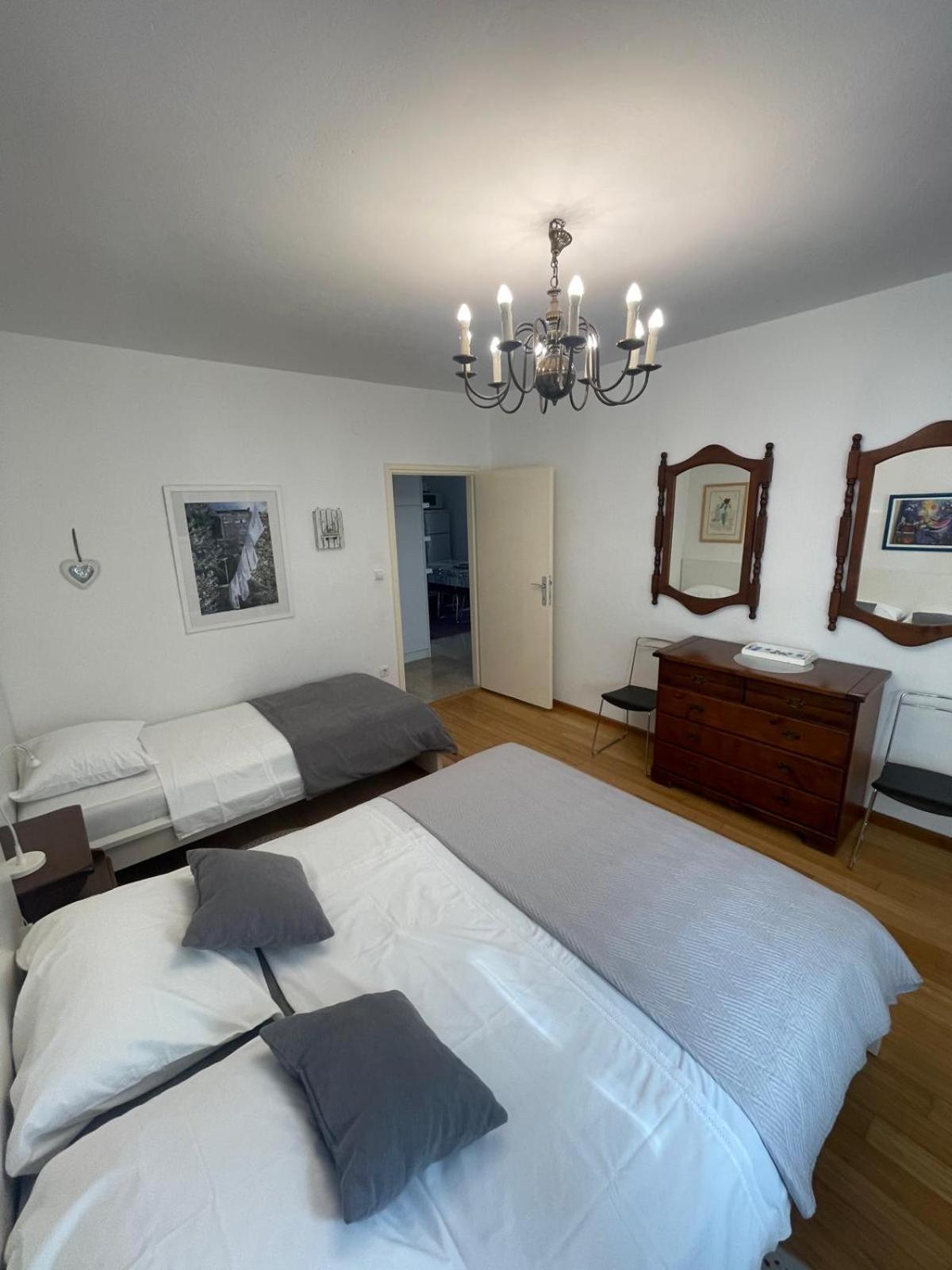 Apartmani SEA VIEW Lokva Rogoznica Bagian luar foto